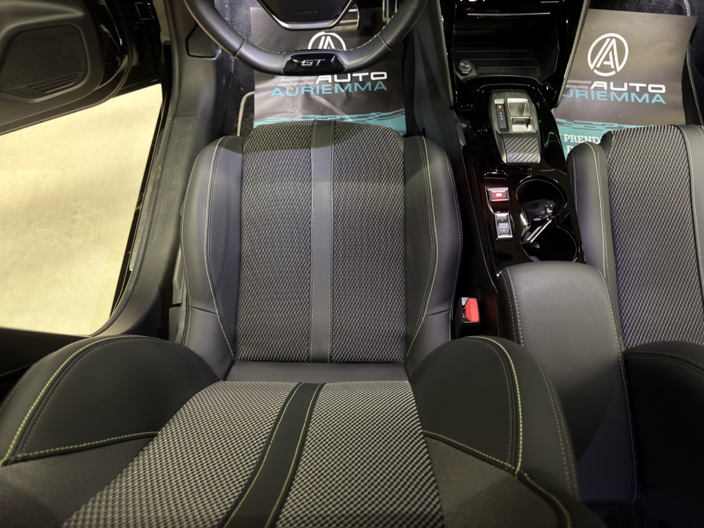 PEUGEOT 208 1200 HYBRID 145 CV EDCS6 GT